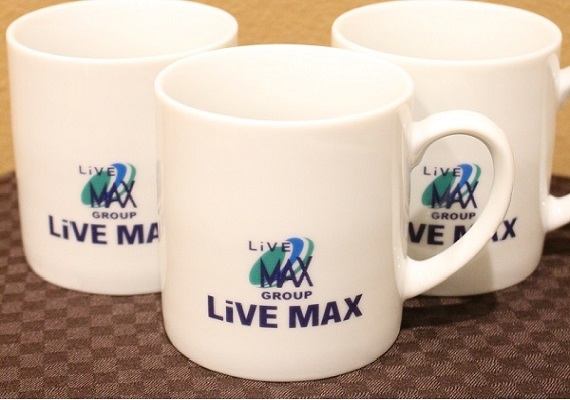 We prepare original Live Max's mug cup