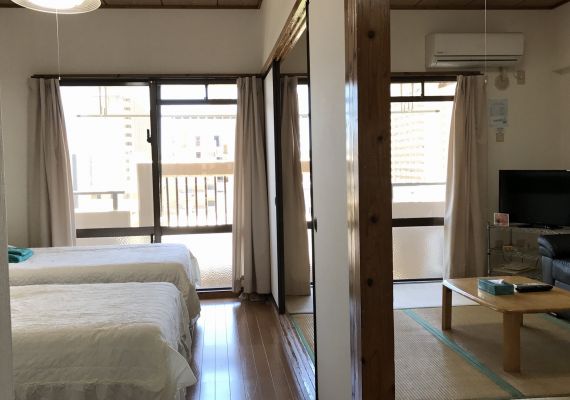 Family twin Japanese-style room (up to 5 people)