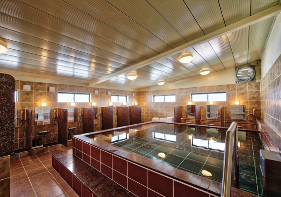 10樓的大浴場免費供住宿的客人使用。
