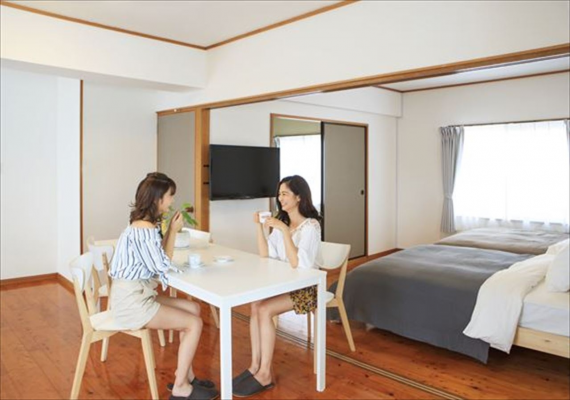 Japanese-style room available (up to 8 people can stay)
