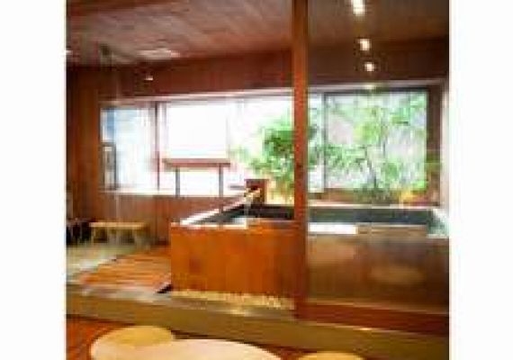 【Only pay by cash onsite】Plan with breakfast in comfortable hotel with hot spring♪