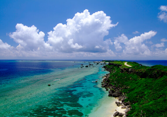 The cape of Higashi-hennazaki