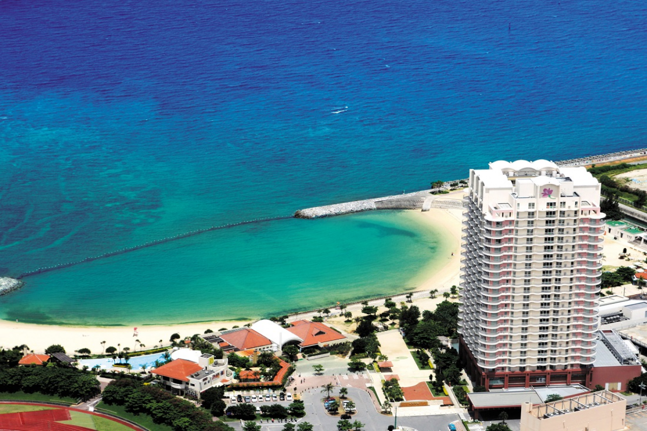 沖繩海灘大廈（The Beach Tower Okinawa）