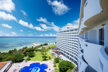 Royal Hotel 沖縄残波岬