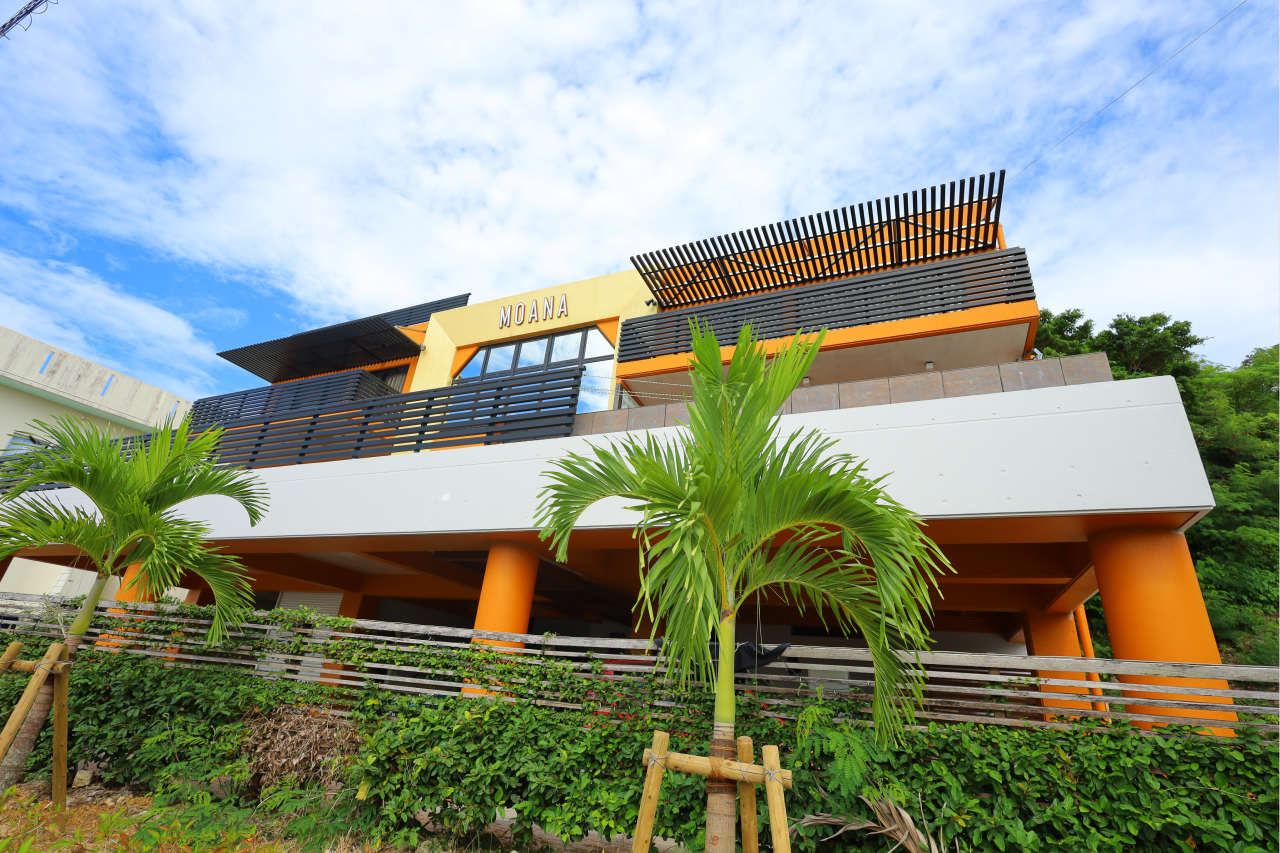 Moana Resort