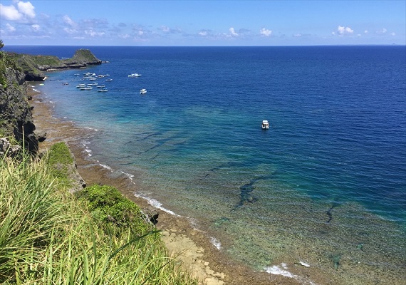 About 10 minutes by car to the popular tourist destination Cape Maeda