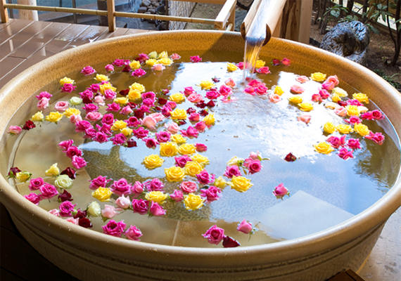 Open-air bath for ladies "Flower bath" (※Sample)