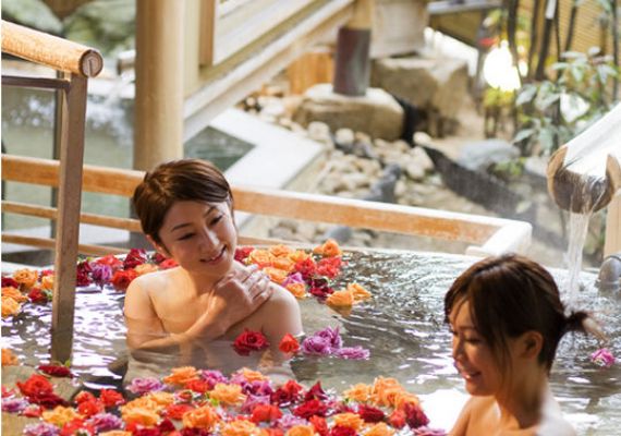 櫻花之所『玫瑰露天風呂浴池』