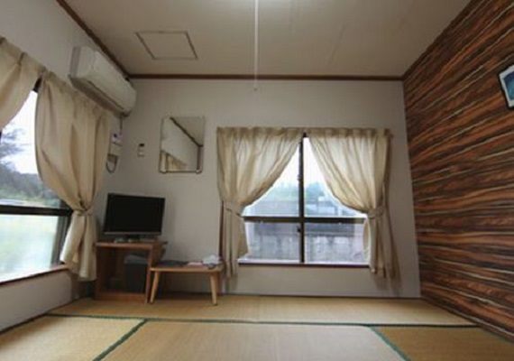 Room (example)
