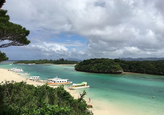 川平湾