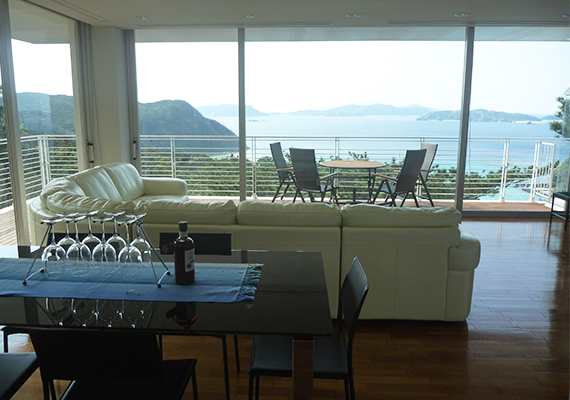 Spacious living dining room full of open feeling