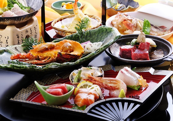 Elaborate kaiseki set meal cooked by chef ～Autumn special selection～