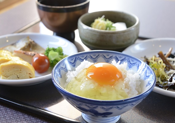 自助式早餐　～鸡蛋拌饭～