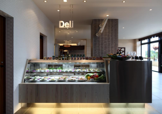 Deli&Cafe　ホテル棟　2階
テイクアウト可能なデリメニュー