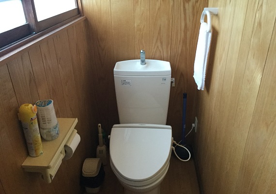 Toilet in the Japanese-style room