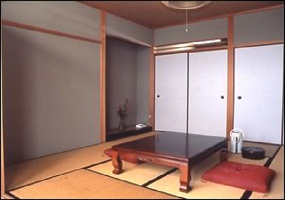 Japanese-style room