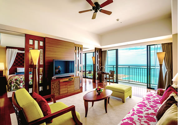 Royal Ocean Suite Room