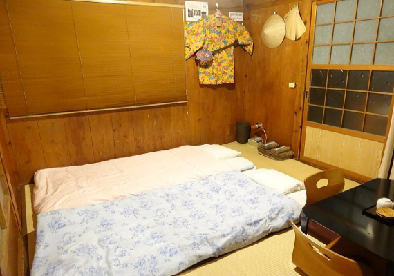 Standard Japanese-style room 