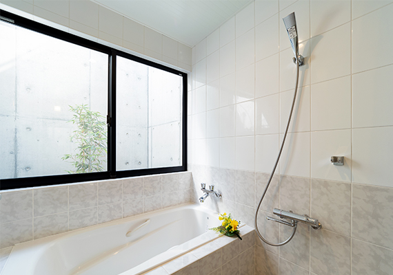 Independent BATH ROOM