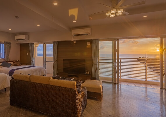 [11F] The best part of ARAHA BLUE RESORT is the scenery from the top floor (11th floor).