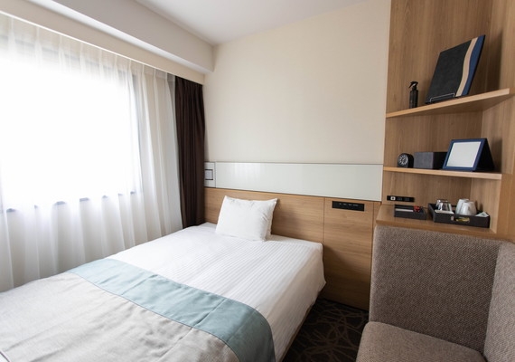 Standard single room (area: 13㎡ of bed width: 140cm)