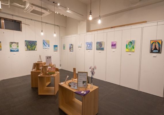 Gallery (2F)