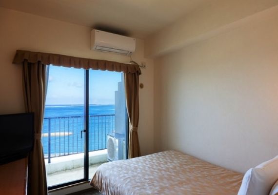 Double room (sea side)