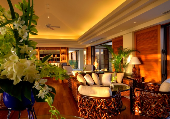 バー＆ラウンジ（宿泊者専用）