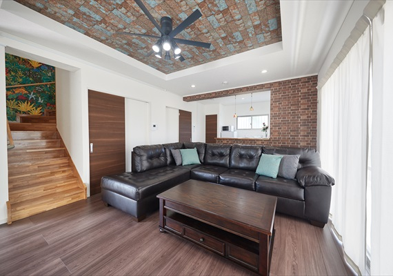 【レキブ5 サンゴハウス】リビングルーム