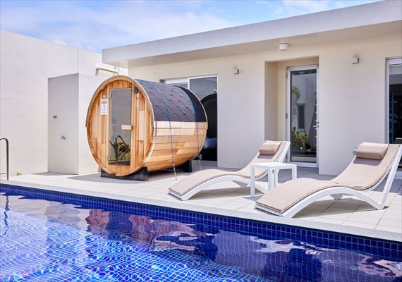 プール＆サウナ