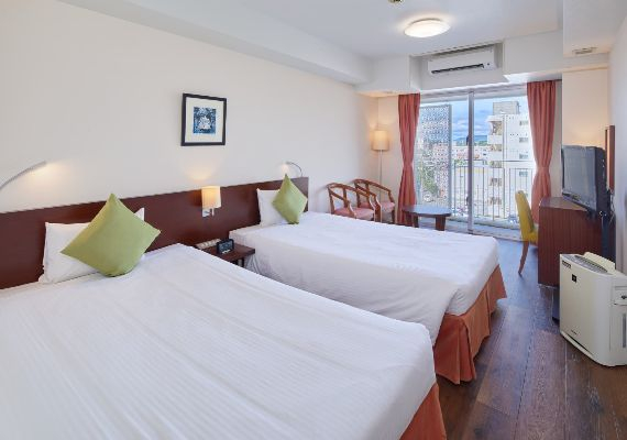 Standard Twin room