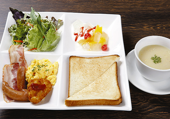 朝食メニュー（洋食プレートタイプ一例）
