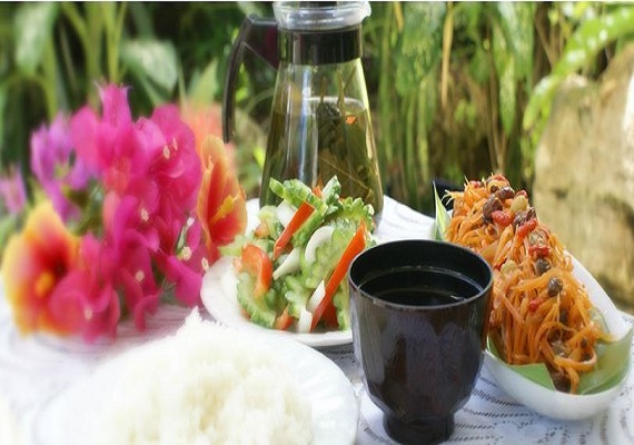 朝食無料