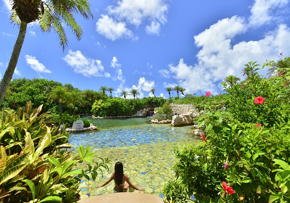 Shigira Gold Onsen, the southernmost and westernmost point in Japan