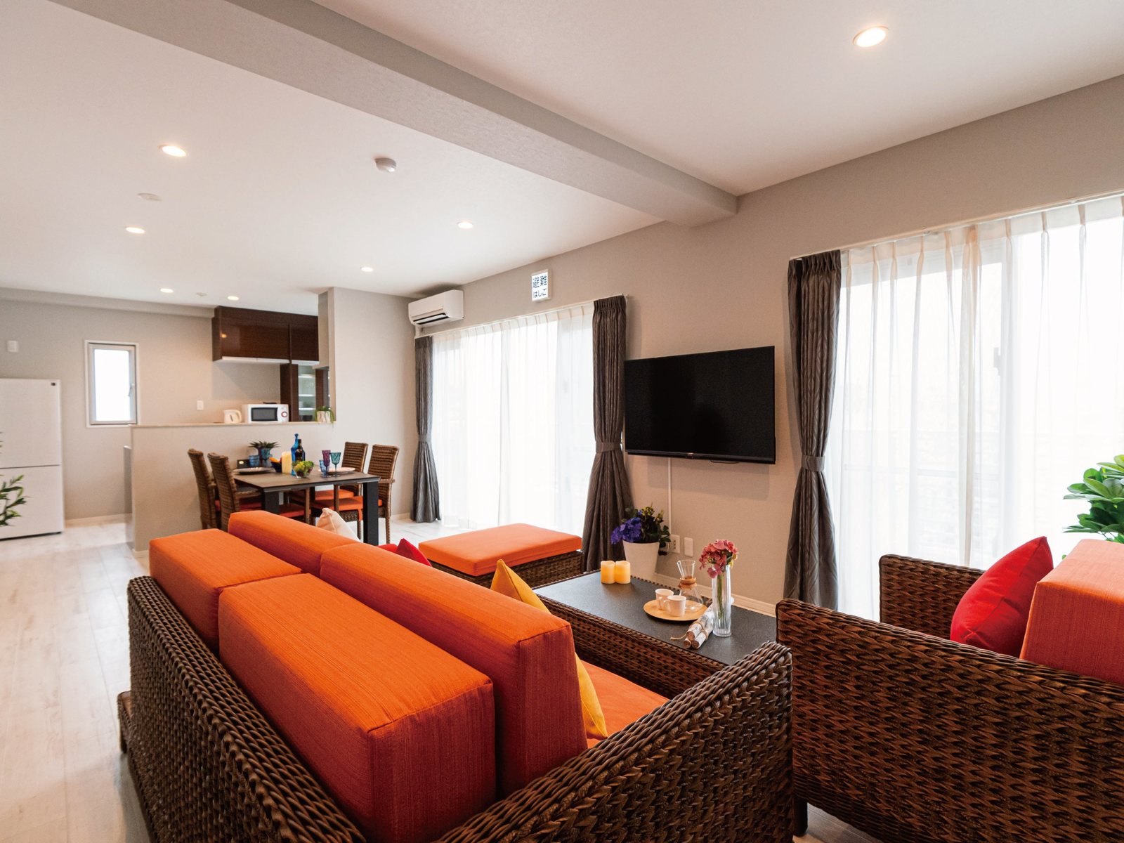 【PD FAMILY】国際通り近く！キッチン完備広々コンドで快適な那覇ステイ(素泊まり)