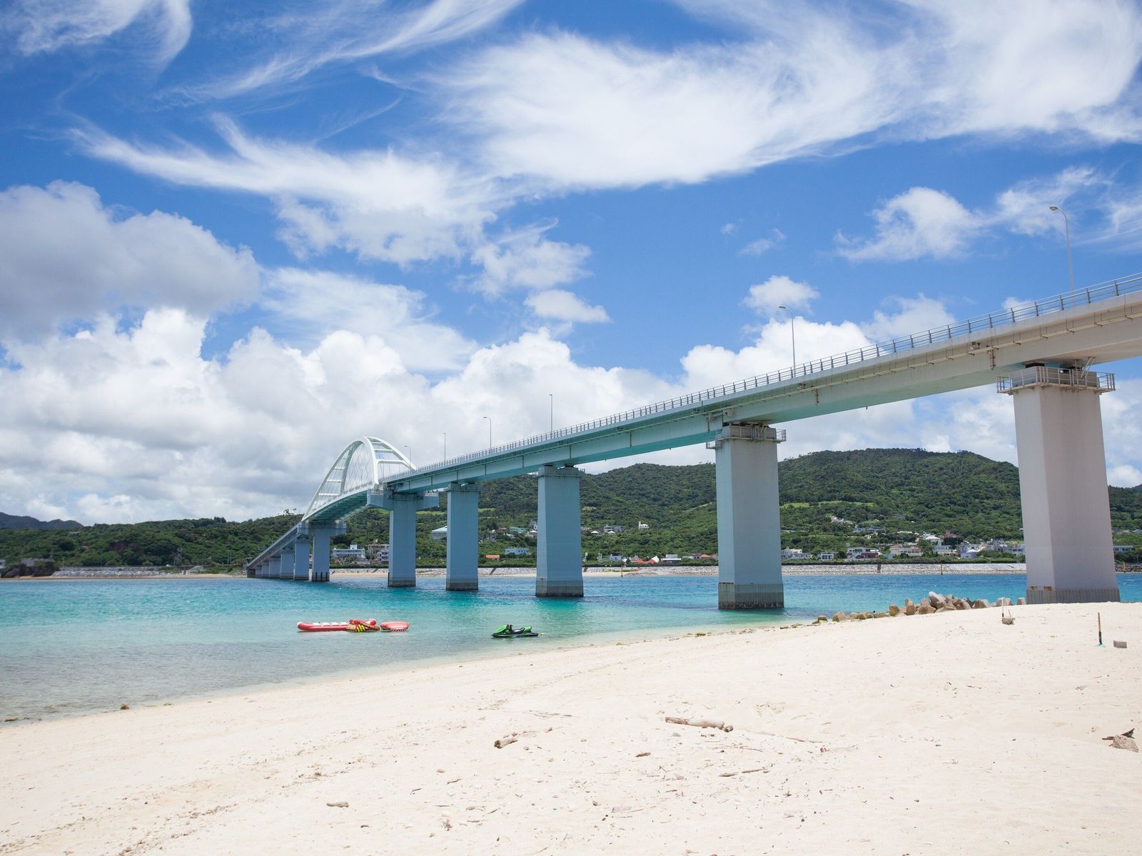 【PD FAMILY】靠近古宇利島！配備泳池和廚房的豪華別墅（不含餐）。