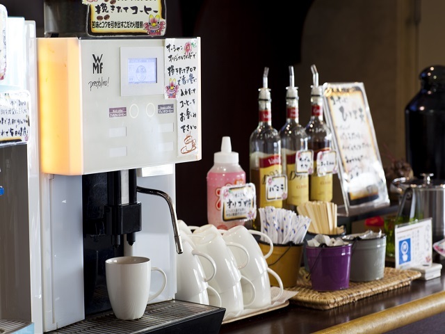 １階カフェ「ゆくい広場」でのコーヒー無料サービス