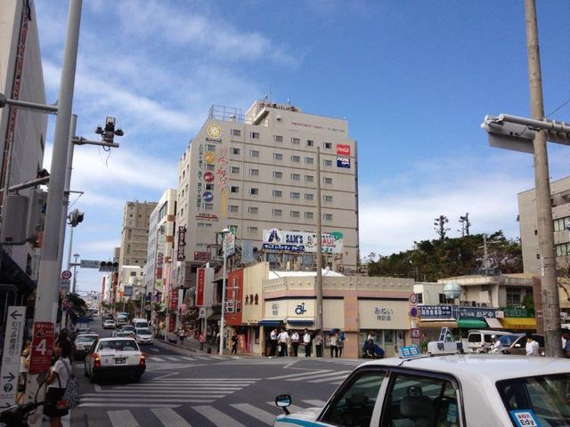 Our hotel is right in the middle of Kokusai Street!