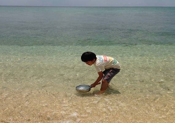 體驗從天然海水提取製作天然的鹽!! 體驗從天然海水提取製作天然的鹽!!