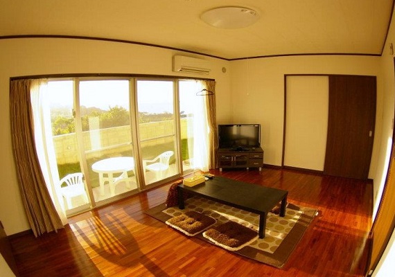 Flooring of large room with size of 8,5 tatami