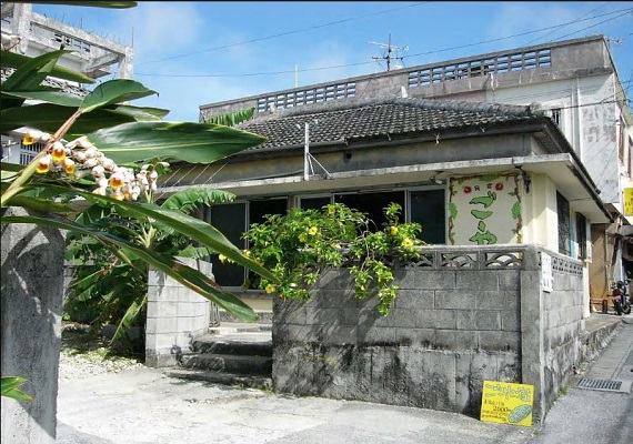[One Rental House Plan] This is a plan for enjoying relaxation in the old Okinawan house with Japanese atmosphere. 