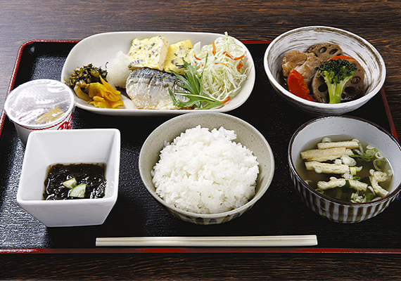 Western-style dishes image