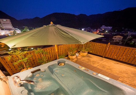 ◆Reserved jacuzzi◆Watch the stars in the night, a luxurious time...♪
