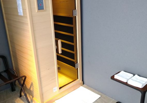 お一人様用のサウナが各お部屋に設置されております。24時間お好きな時間にご利用いただけます。