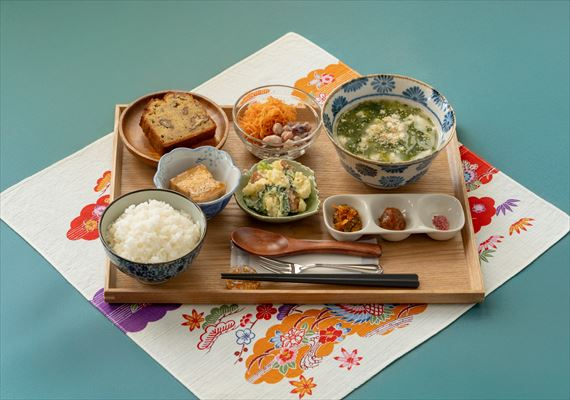 ご朝食一例