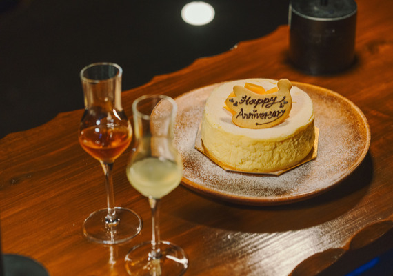 [Anniversary Plan] Dinner & Breakfast with cake and drink AN02