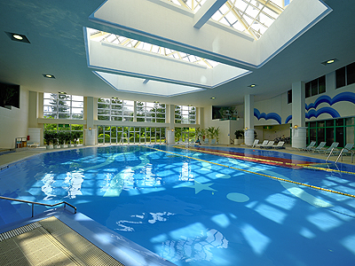 インドアプール