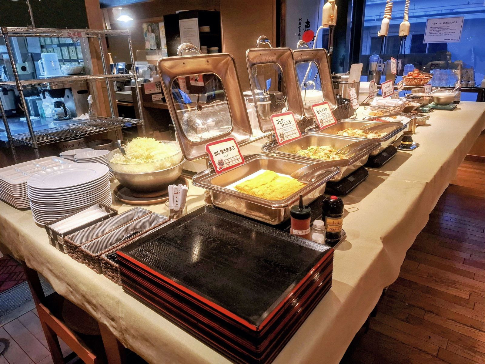 [Breakfast] Japanese-Ryukyu-style buffet