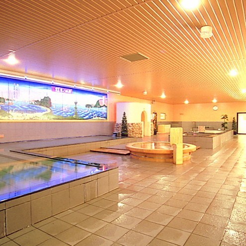 Sansuikan. Large communal bath on the 1st floor