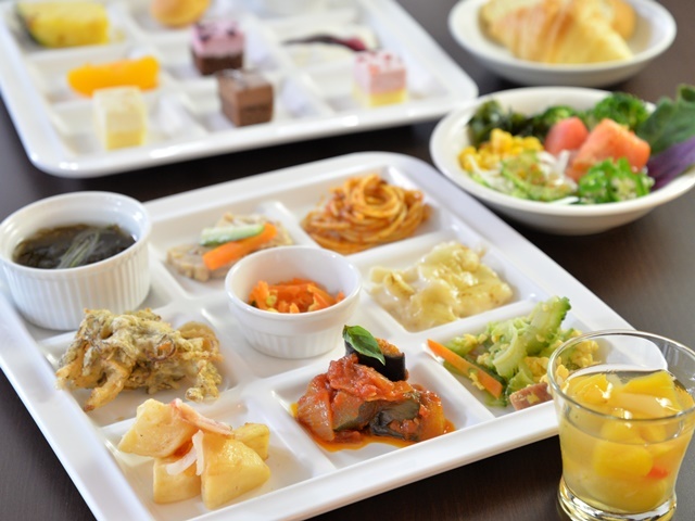 九年母亭　朝食